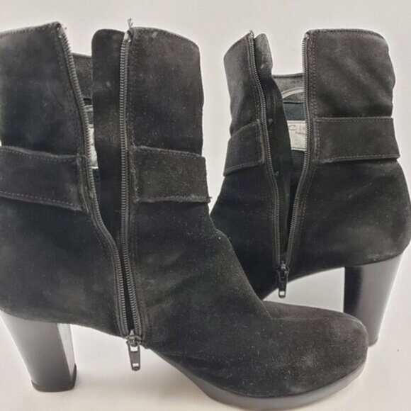 La Canadienne Black Suede Heeled Ankle Boots Size 8.5 Side Zip Treads Winter - Picture 13 of 14